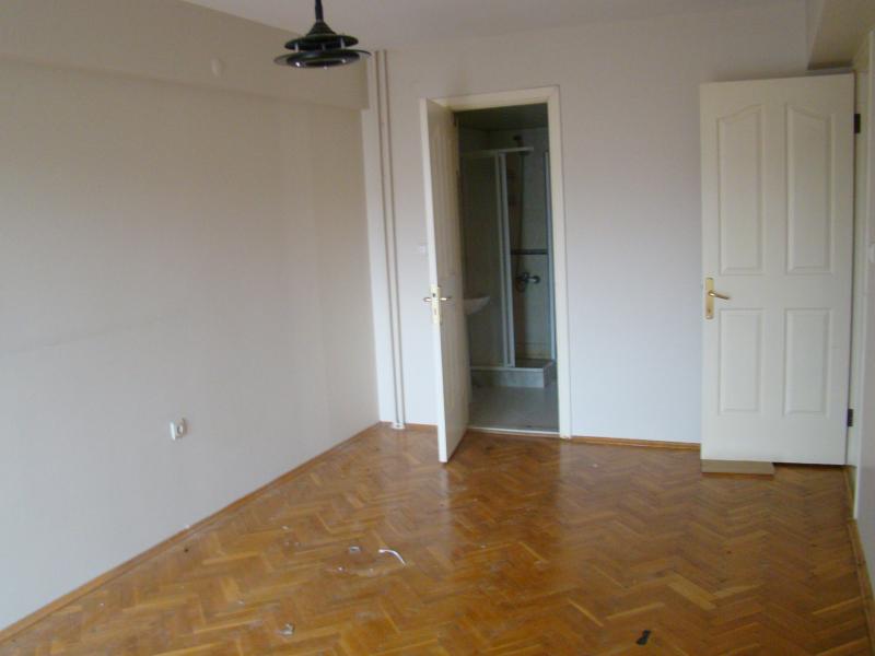 İzmir Karşıyaka Bahçeli evler'de KİRALIK daire