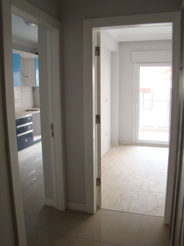 İzmir Karşıyaka Şemikler'de KİRALIK Bakımlı Daire